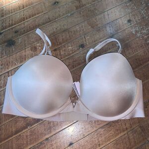 Victoria’s Secret nude shimmery push-up date night 34D bra